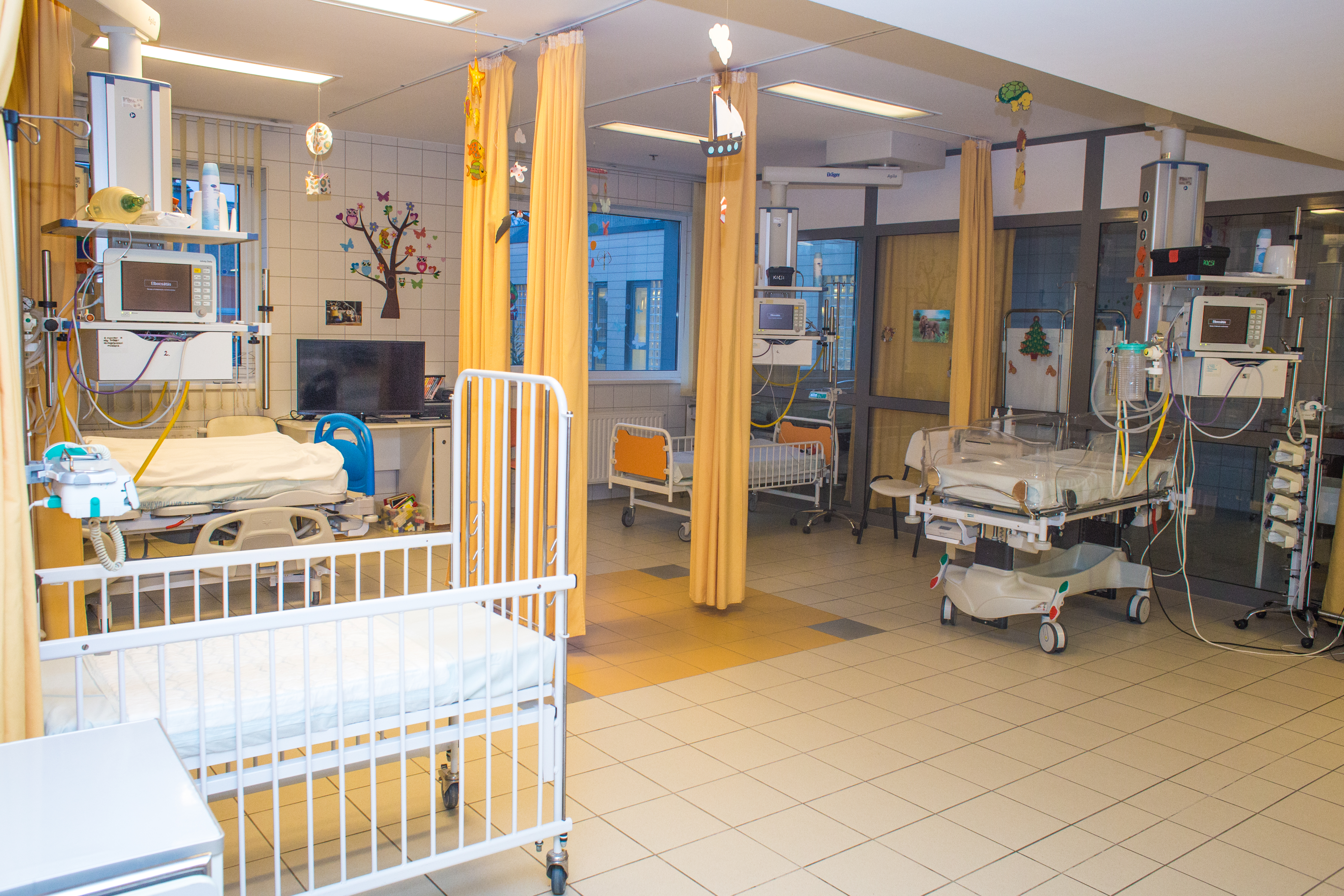 Petz Aladár Megyei Oktató Kórház Gyermek Aneszteziológiai és Intenzív Terápiás Osztály